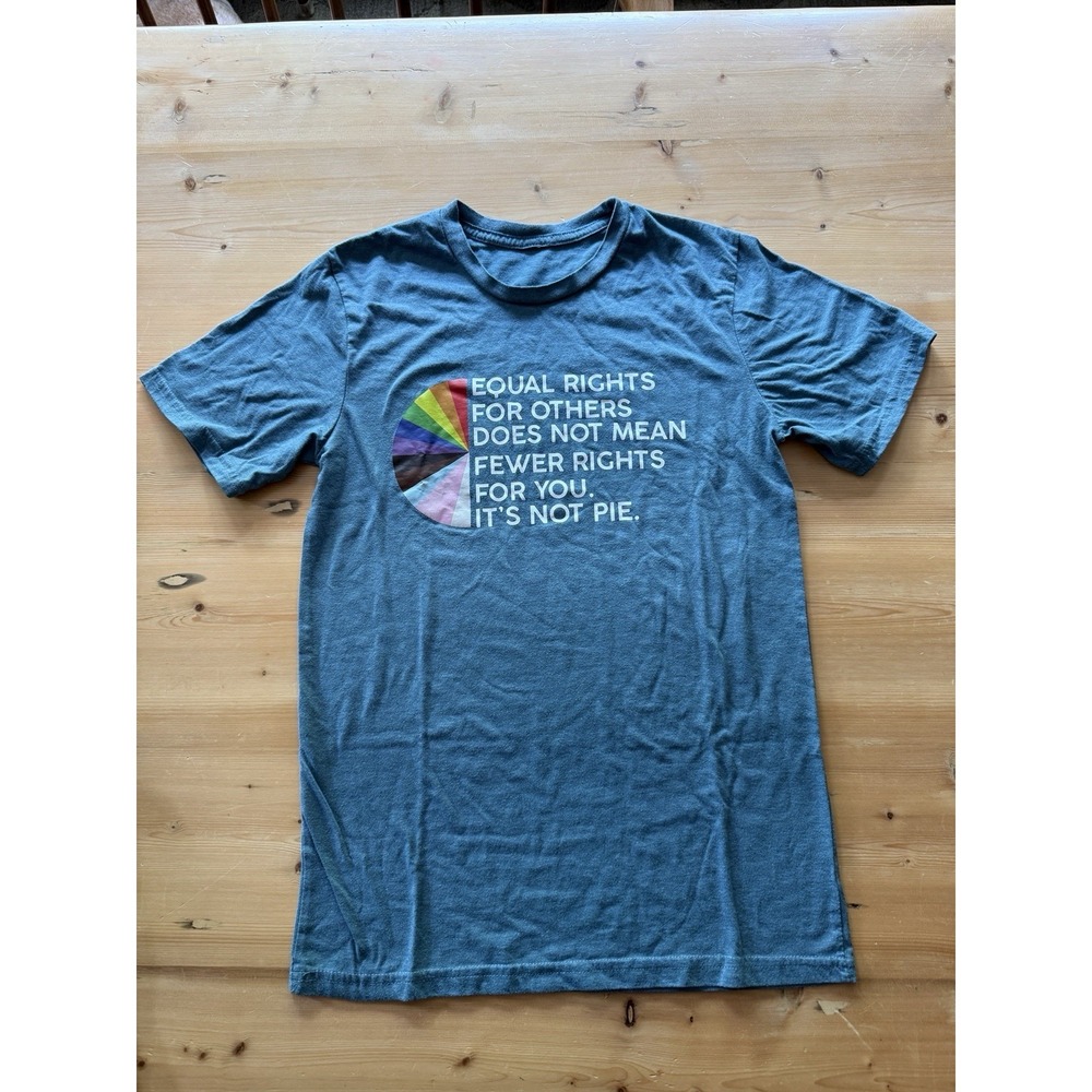Royal Apparel Men's Pride Graphic T-Shirt Blue Crew Neck Short Sleeve Size M